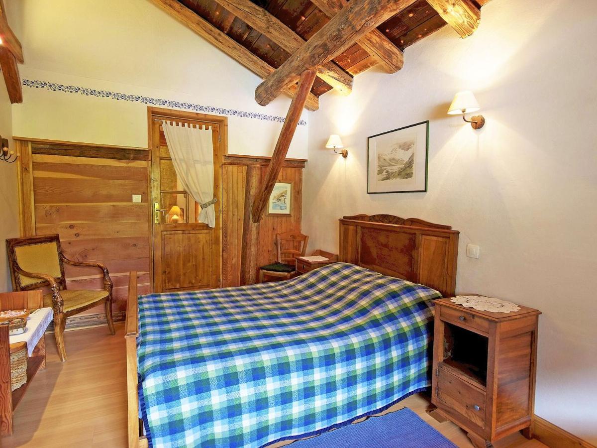 Superb Savoyard Traditional Chalet Located 500 M From The Slopes Peisey-Nancroix Exterior photo